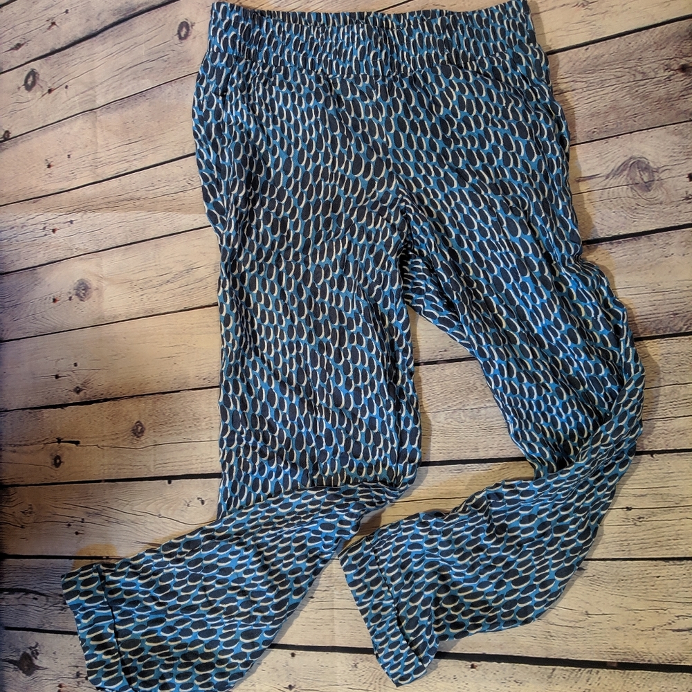 Isabella Oliver maternity soft flowy  pants size 1